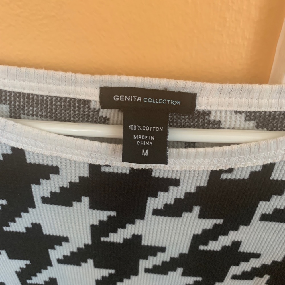 Sweater - Picture 3 of 4